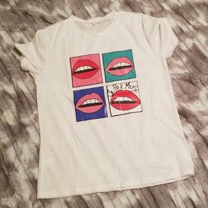 NWOT Lips graphic print t-shirt
